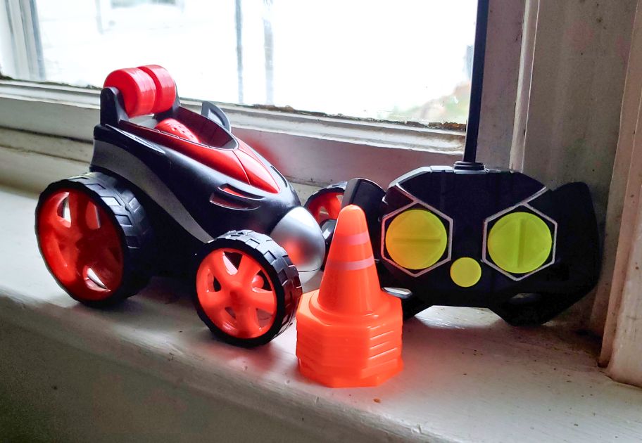 4-Wheel Drive Remote Control Stunt Car Only $9.99 on Amazon