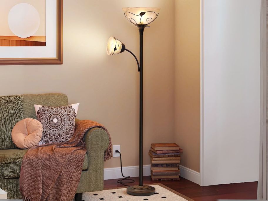DEXTRUS 71" Traditional Torchiere Floor Lamp in living room