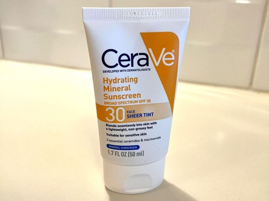 CeraVe Hydrating Mineral Sunscreen Sheer Tint