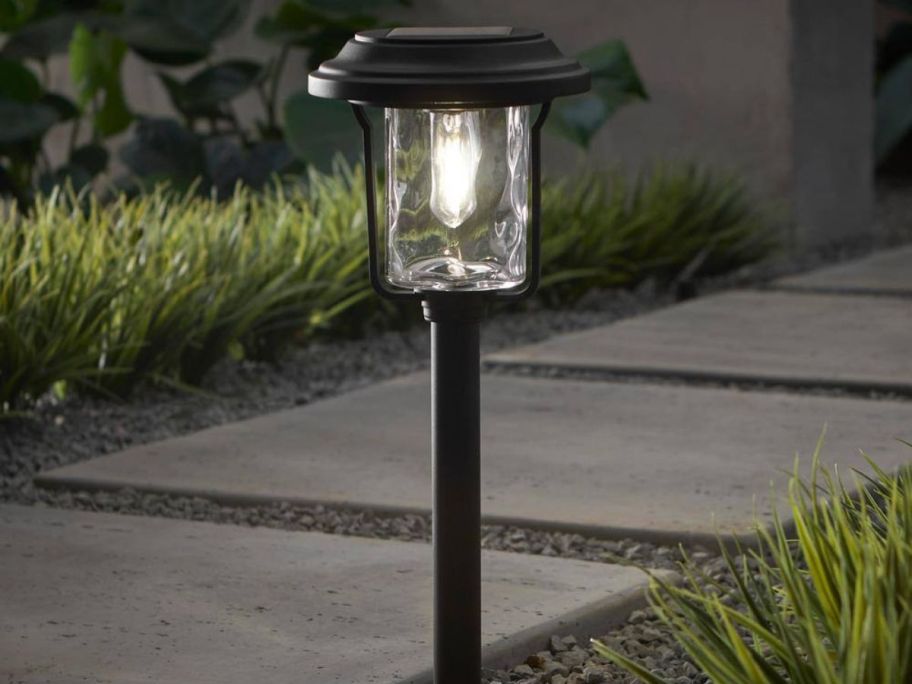 Hampton Bay Solar Path Light