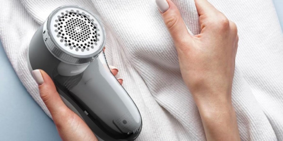 Highly Rated Fabric Shaver Just $7.49 on Amazon | Battery Operated & Perfect for Travel
