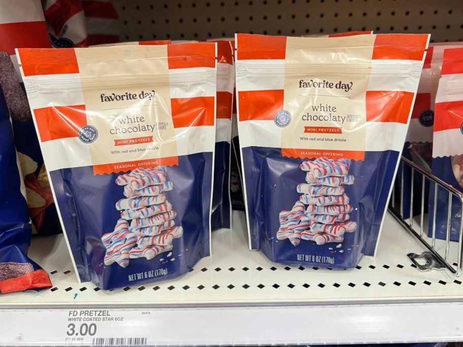 Favorite Day Red, White, & Blue White Chocolate Pretzels 