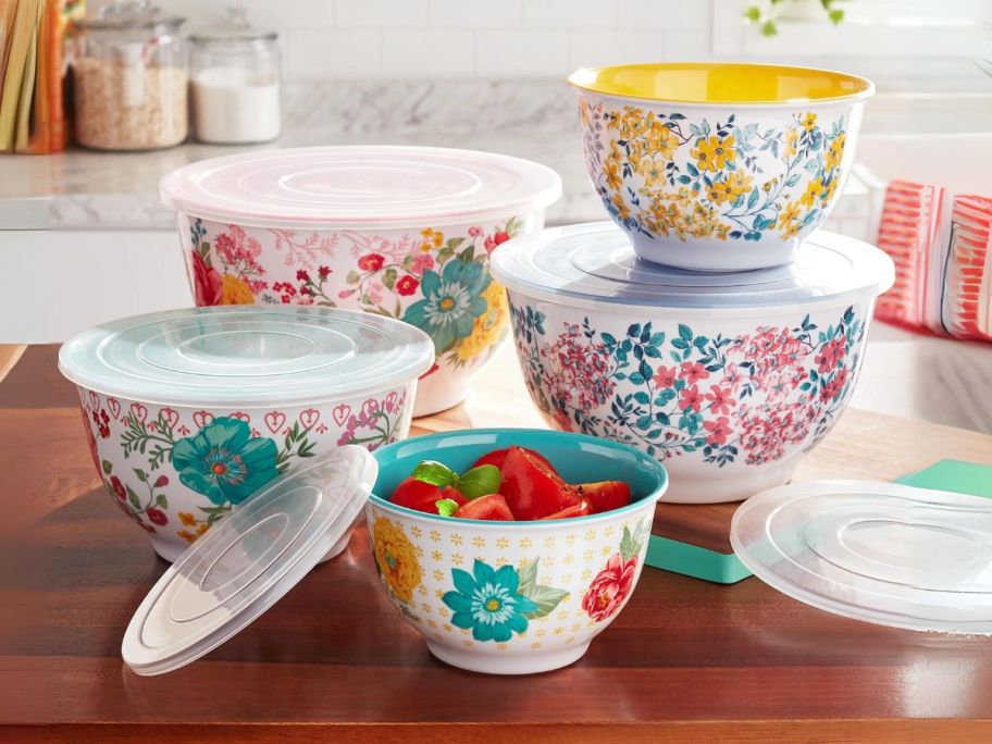 The Pioneer Woman Melamine Mixing Bowl 10-Piece Set in Fancy Flourish in kitchen