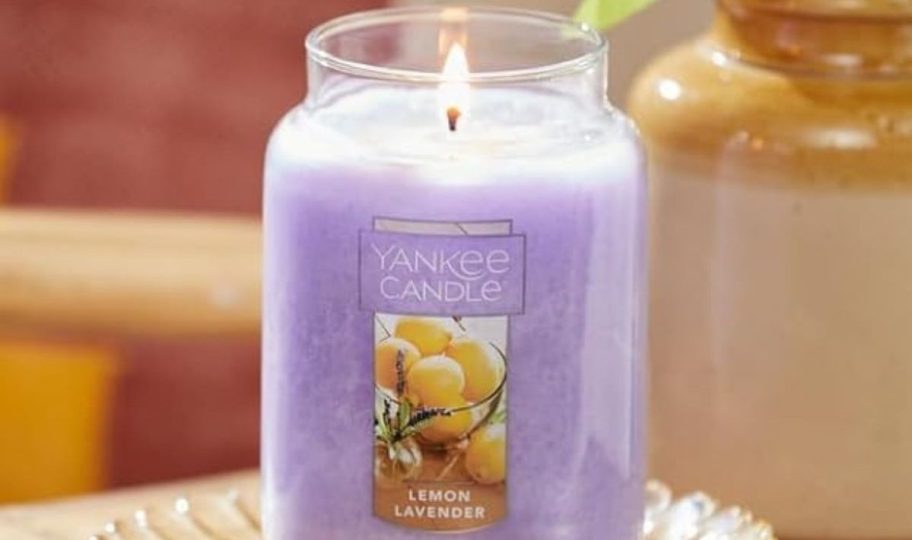 Yankee Candle Lemon Lavendar Candle