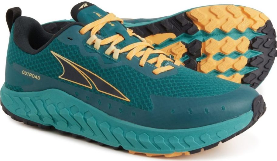 men's green running shoes