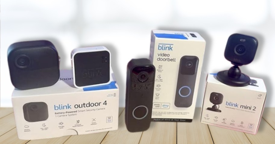 Blink security cameras with the boxes they come in