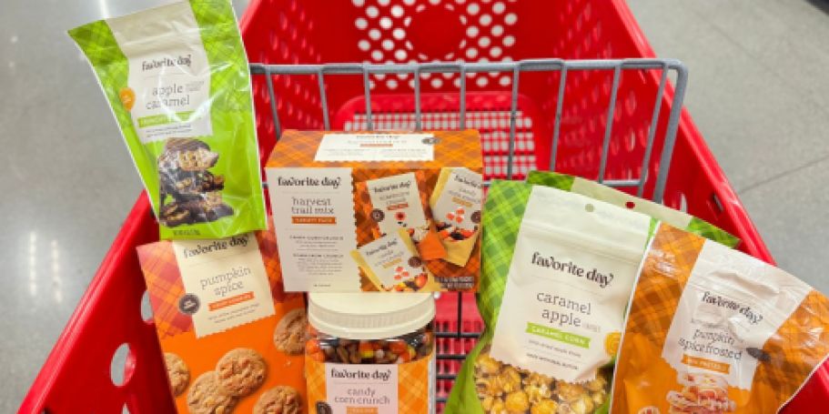 NEW Favorite Day Fall Treats at Target | Pumpkin Pretzels, Caramel Popcorn + MUCH More!