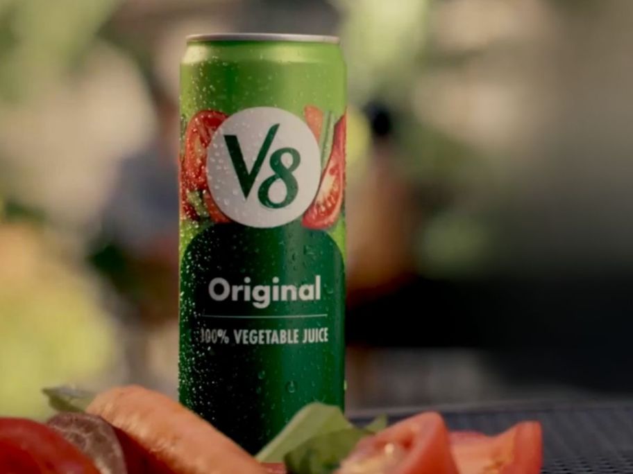 A can of V8 Original vegetable juice 