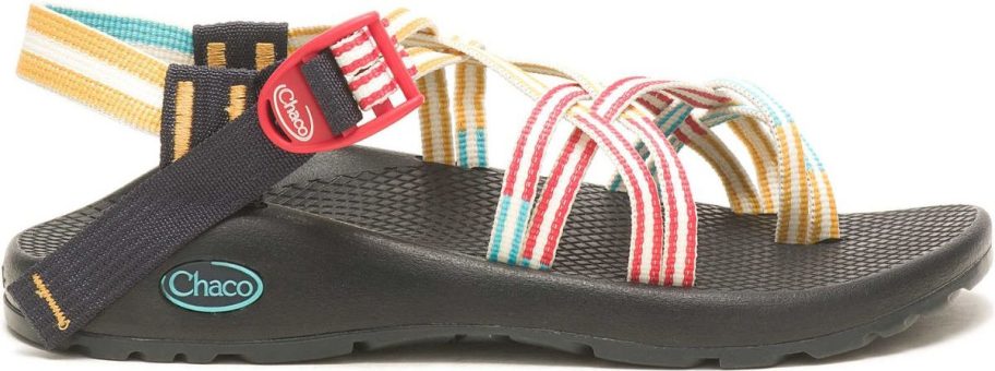 a womens chaco sandal