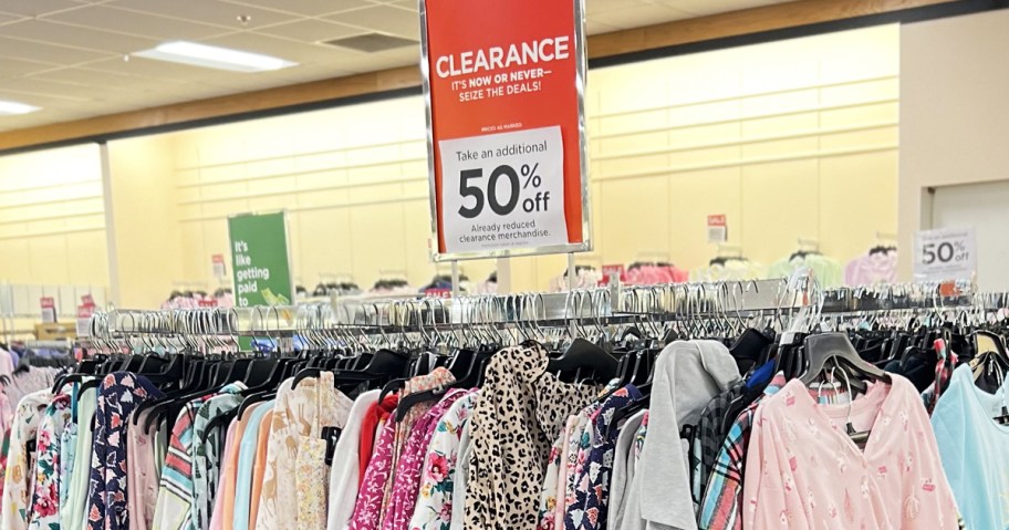 kohl's 50% off clearance sign