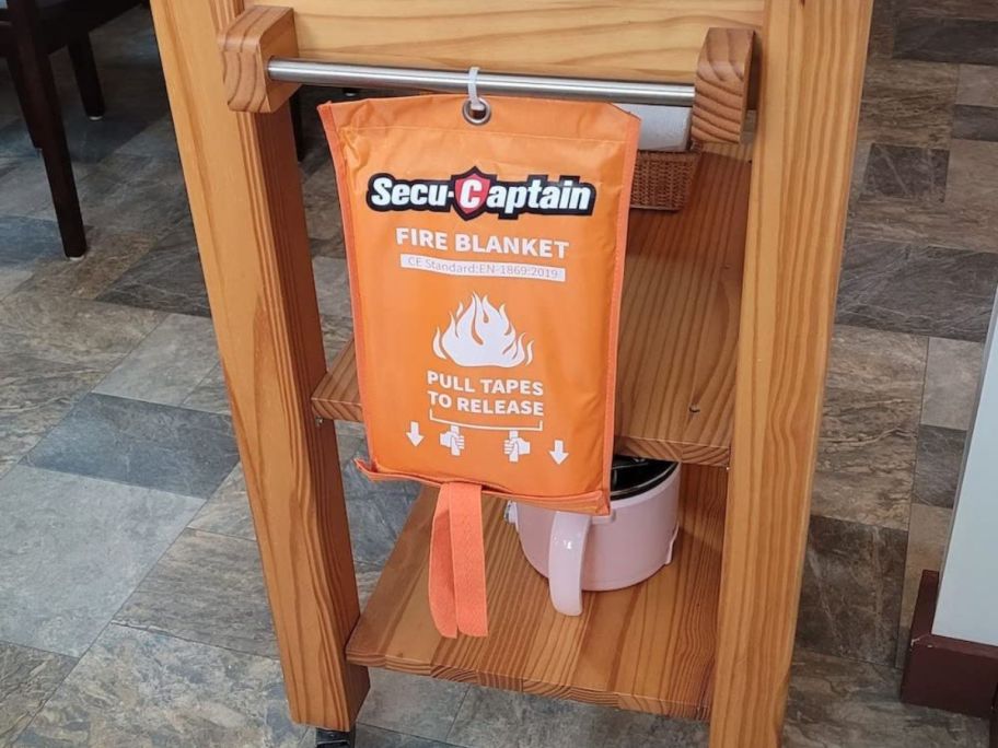 SecuCaptain Emergency Fire Blanket in Orange