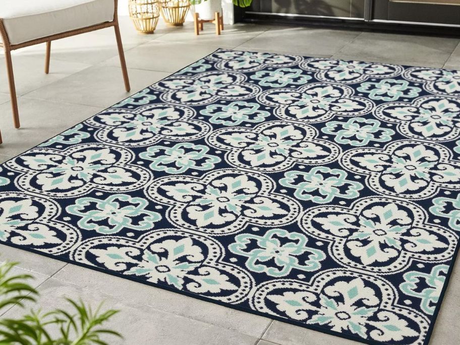 A Sonoma Goods For Life Geo Indoor Outdoor Rug