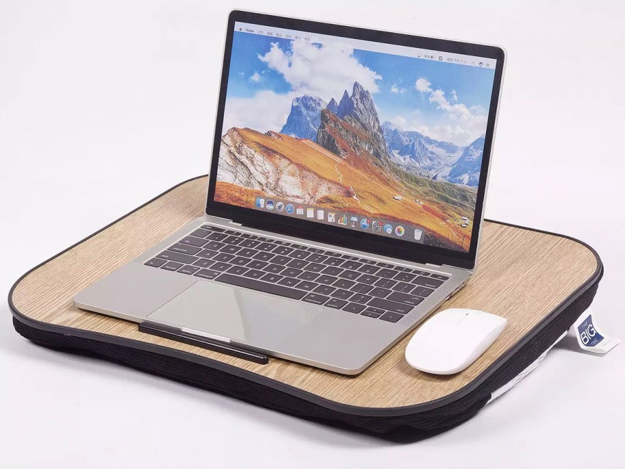 laptop on desk lap 