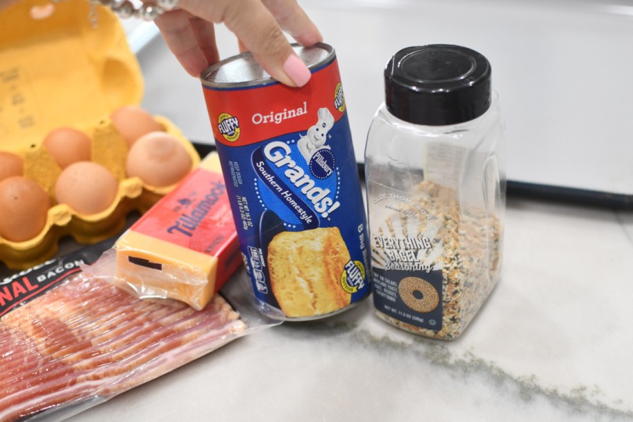 ingredients to make breakfast bombs on the counter 