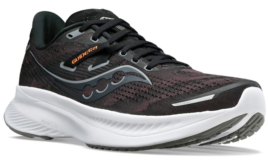  Saucony Women's Guide 16 Running Shoes in black