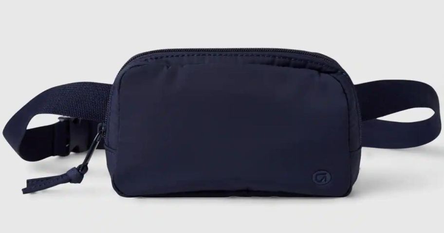 GAP Belt Bag in Navy