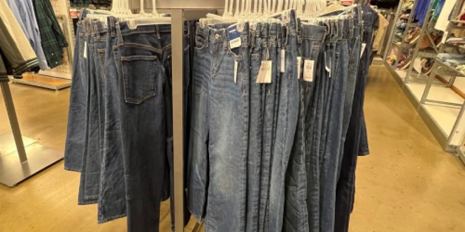 Old Navy Jeans from $10 (+ Extra Savings for Cardholders) – Today Only!