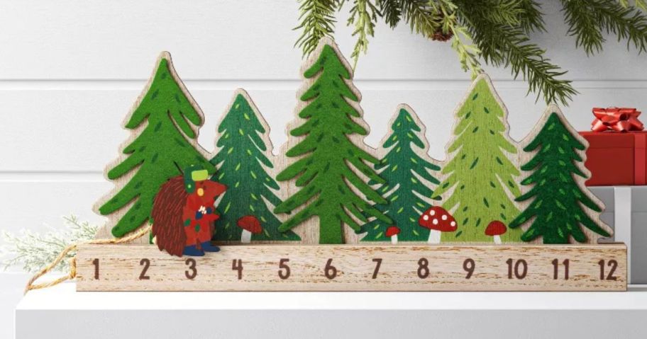 Wondershop Woodland Christmas Countdown Advent Calendar with Hedgehog Counter