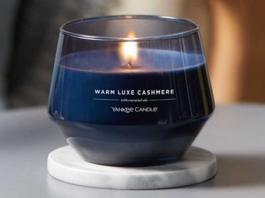 Yankee Candles 10oz in Warm Luxe Cashmere