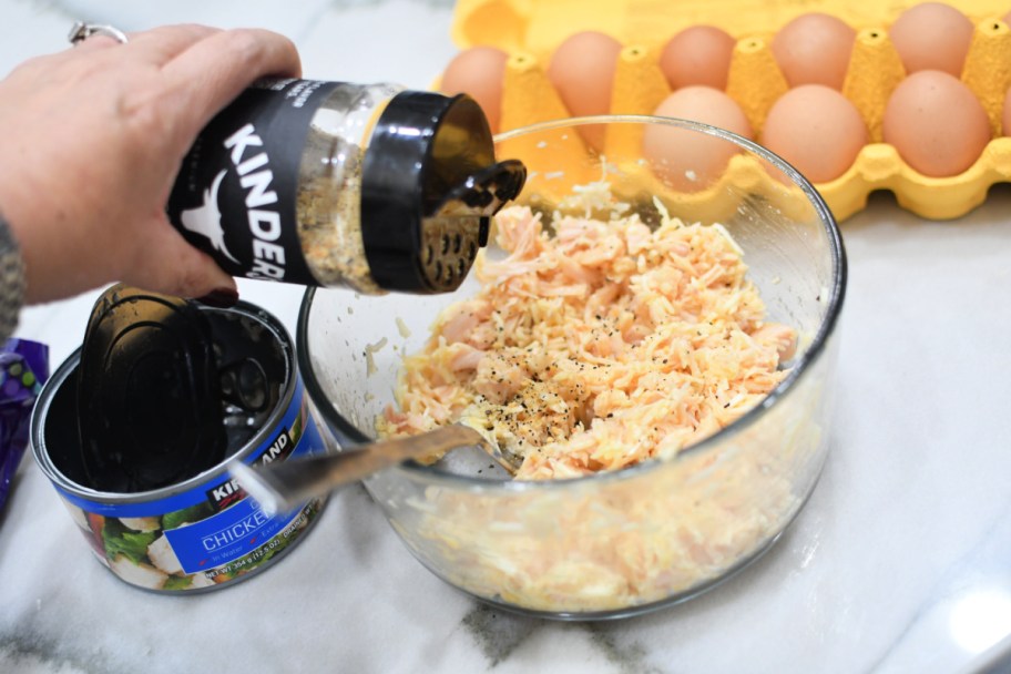 adding kinders seasoning to air fryer chicken nuggets