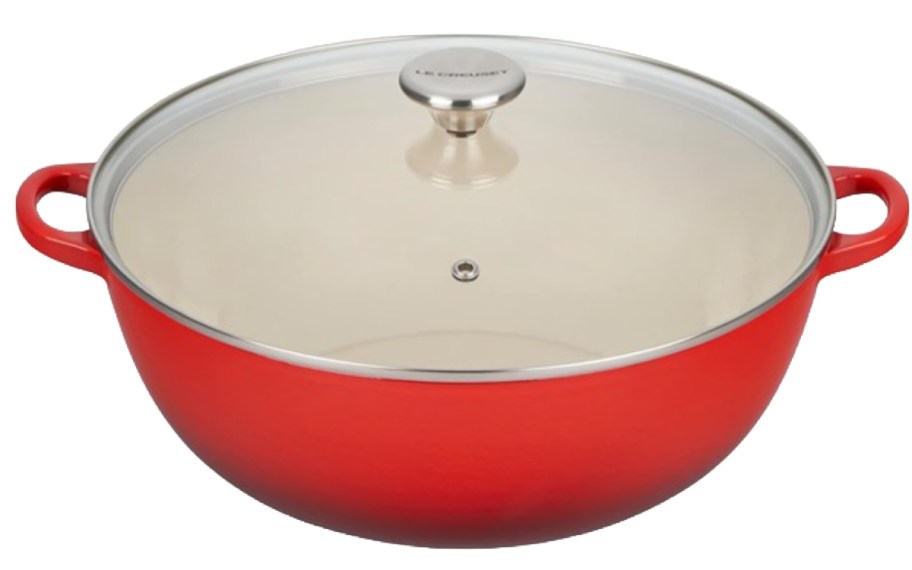 red le crueset pot with lid