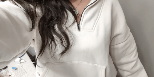 Trendy Women’s Quarter-Zip Sweatshirt Just $19.99 on Amazon (Regularly $28)