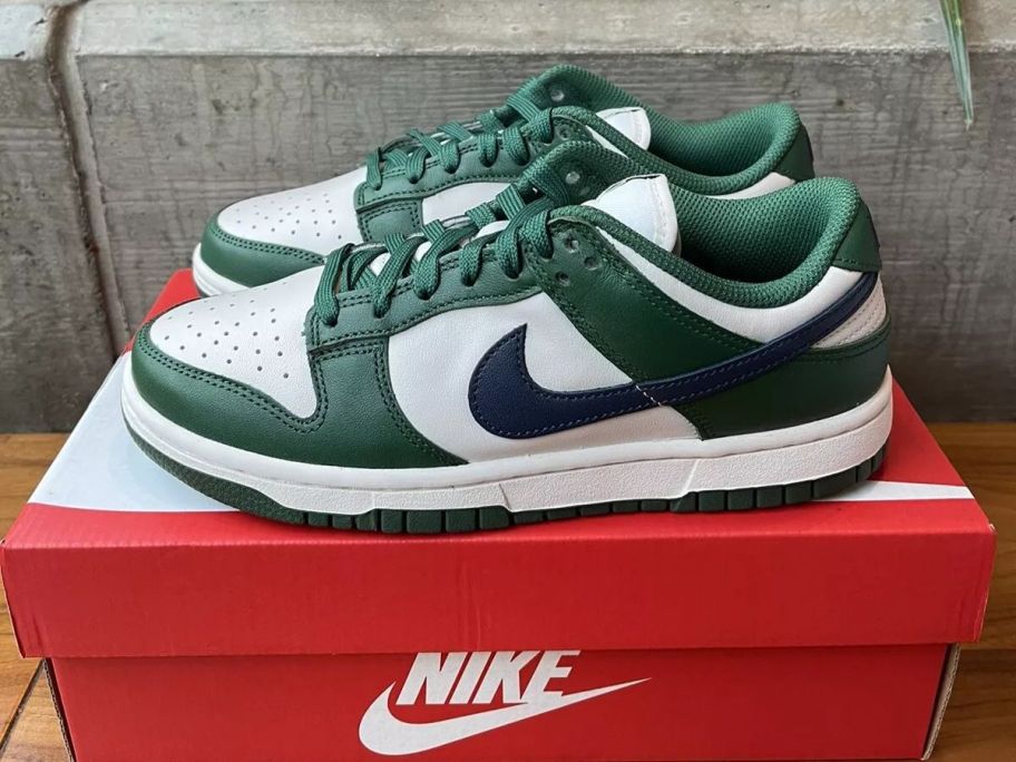 Nike Dunk Shoes in Green