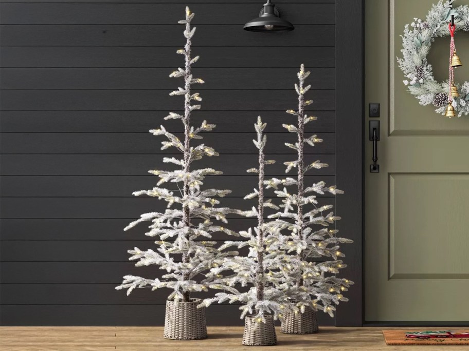 Wondershop Pre-lit Flocked Balsam Fir Artificial Christmas Tree with Basket Base Warm White LED Lights