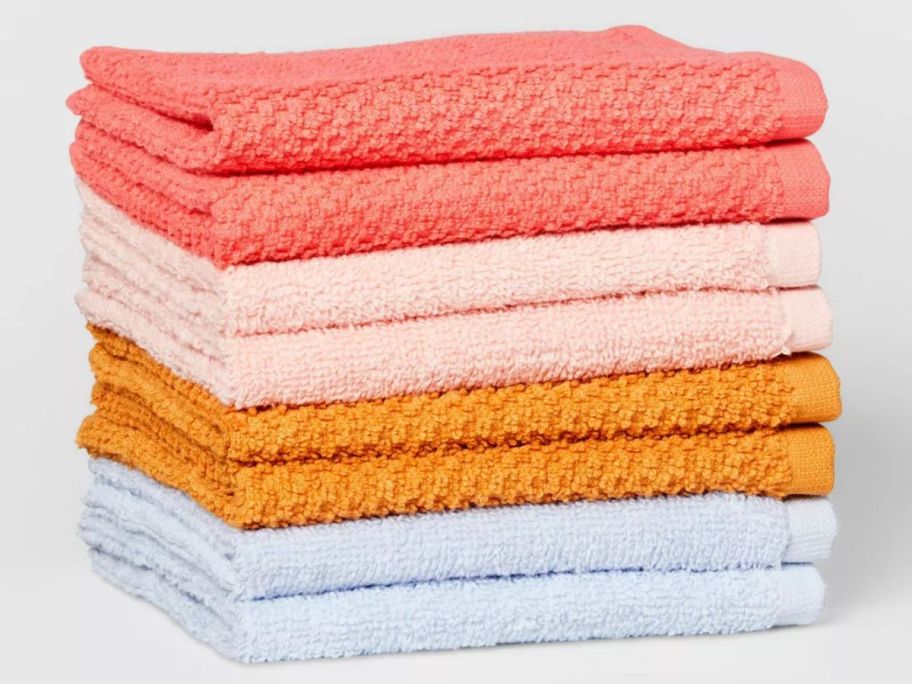 8 colorful washcloths