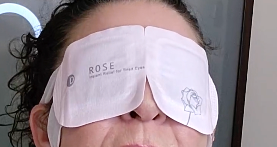 woman wearing Steam Eye Mask