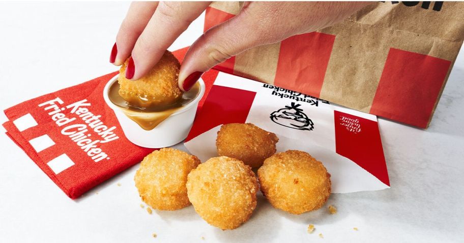 KFC Dunk It Bucket W Potato Poppers