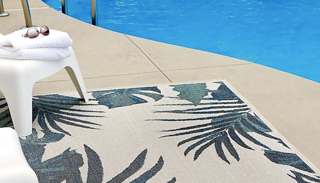 outdoor area rug
