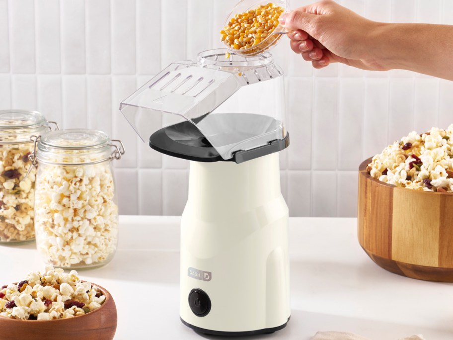 dash popcorn maker