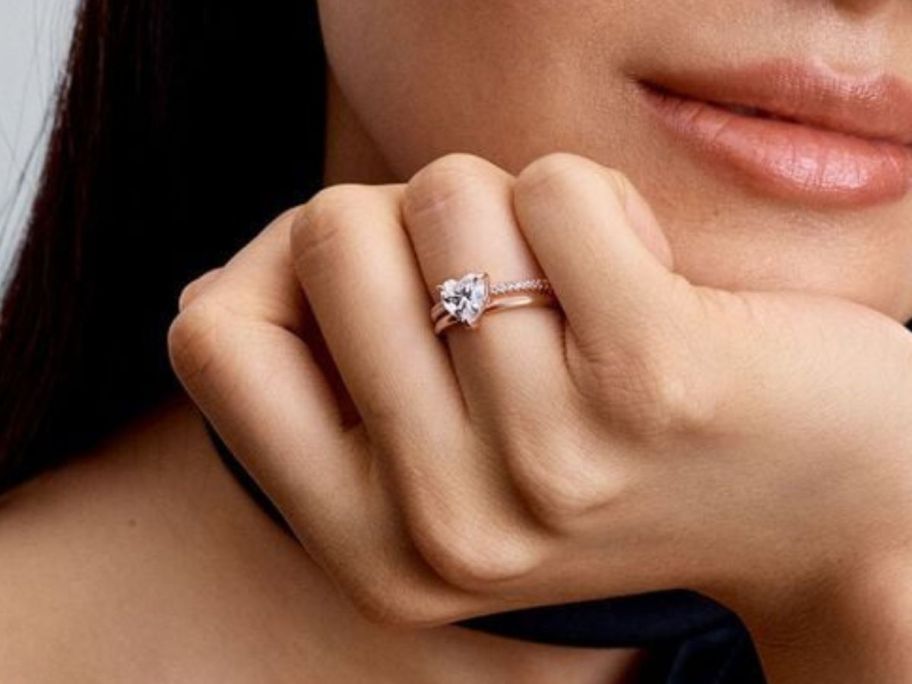 Pandora Double Band Heart Ring on woman's finger