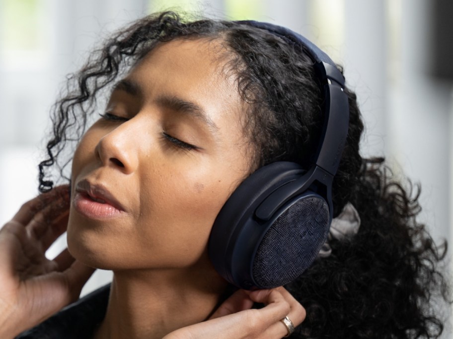 woman wearing a pair of wireless headphones