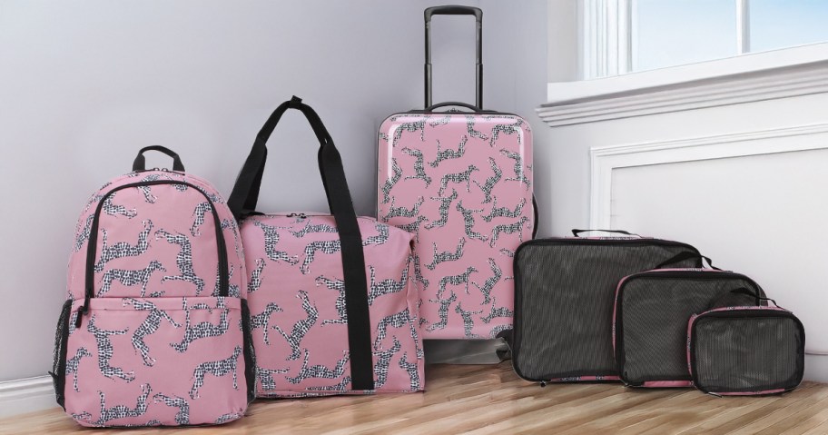 Bouffants Broken Hearts 6-Piece Luggage Set