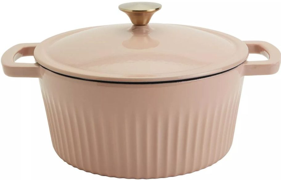 Stock image of a Mingle & Co. Cast Iron Dutch Oven