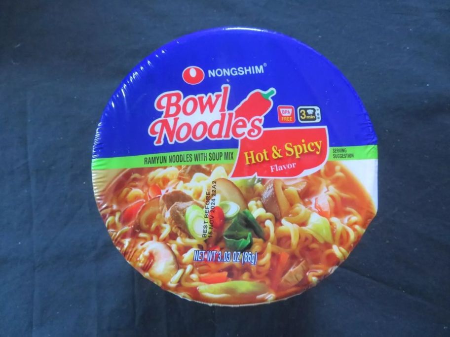 Nongshim Ramen Hot & Spicy