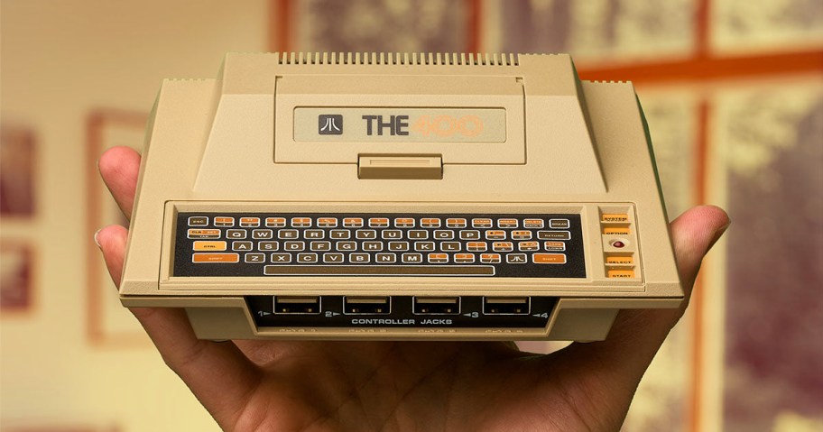 atari 400 in hand