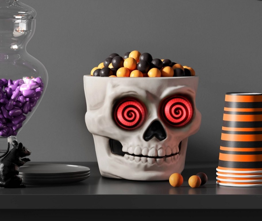 a light and sound skull candy bowl