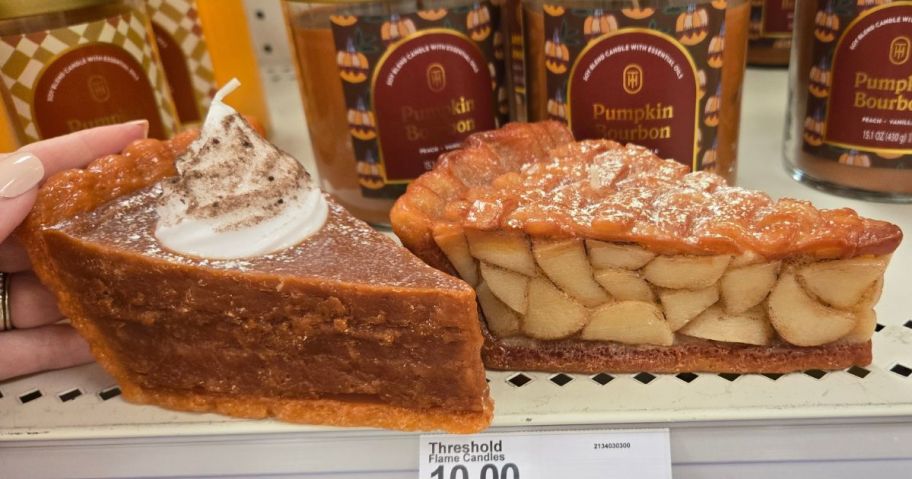 2 candles shaped like pie