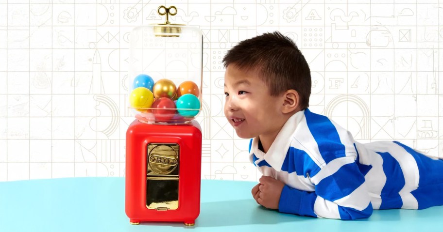 FAO Schwarz Throwback Toys Mystery Vending Machine