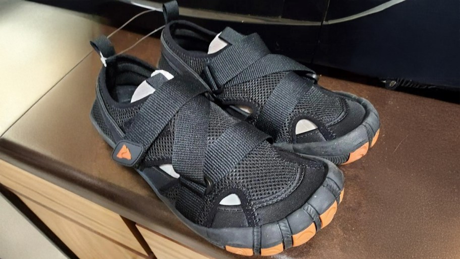 Ozark Trail Men's Adjustable Water Shoes