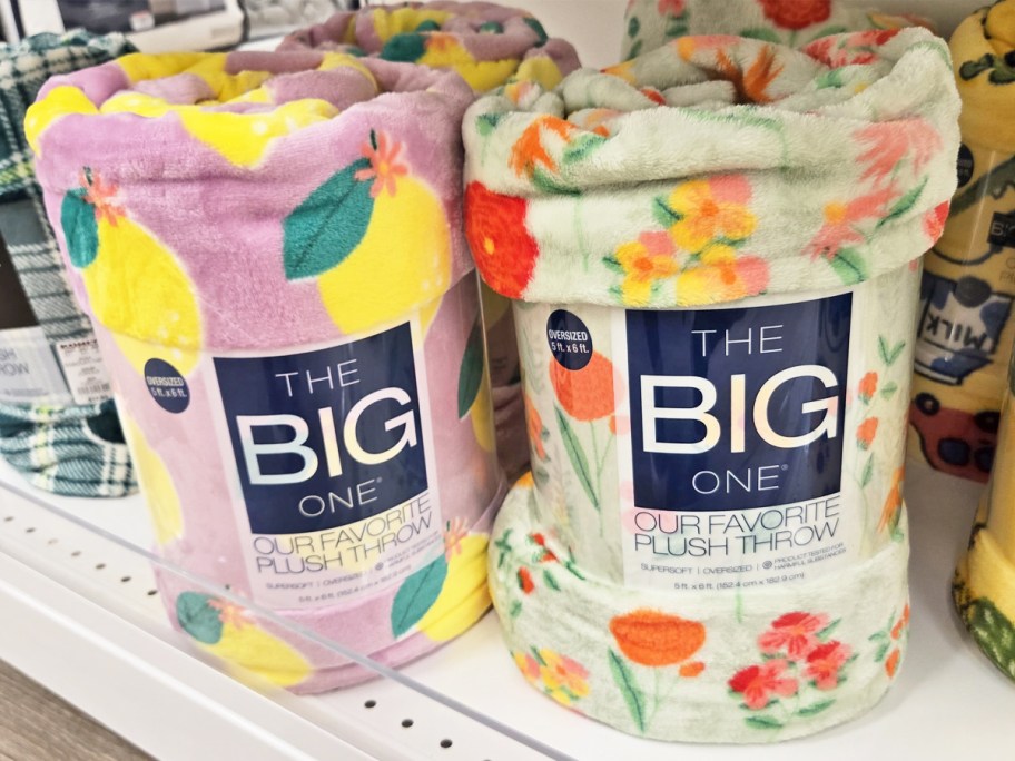 lemon and floral print throw blankets on store shelf