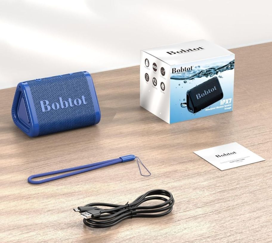 a triangle shaped shaped bluetooth speakers