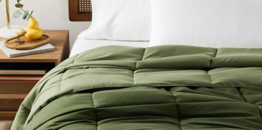 ANY Size Macy’s Comforter Just $19.99 (Regularly $80)