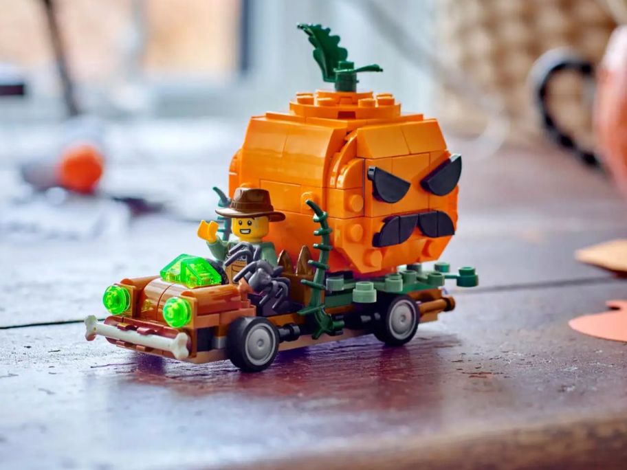 LEGO Jack-O'-Lantern Pickup Truck
