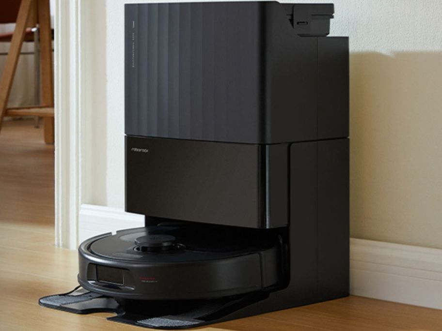 A Roborock Qreto on the docking station