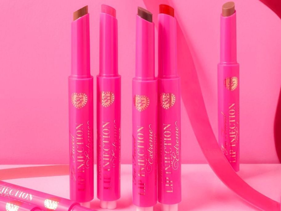 Too Faced Lip Injection Extreme Plumping Clicks