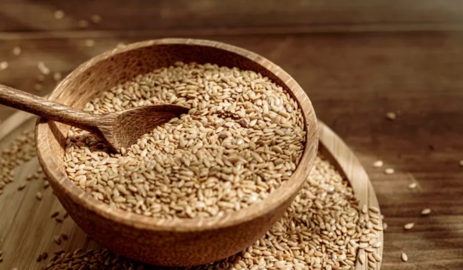 flax seeds in a bowl